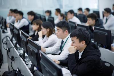 25万经纪人共赴“搏学大考”，贝壳找房推动行业专业认证标准建设与设备出租服务发展